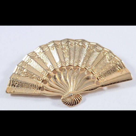 Jewelry - Napier pin